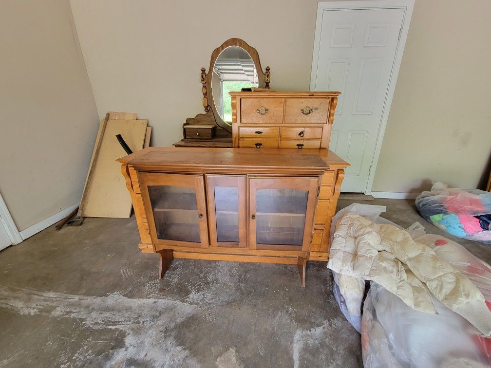 Vintage Top for china cabinet