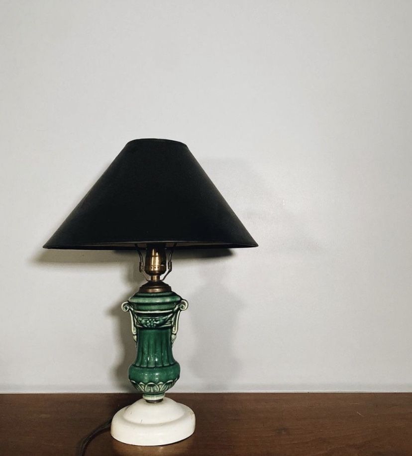 Vintage Mid Century Modern Ceramic Table Lamp 