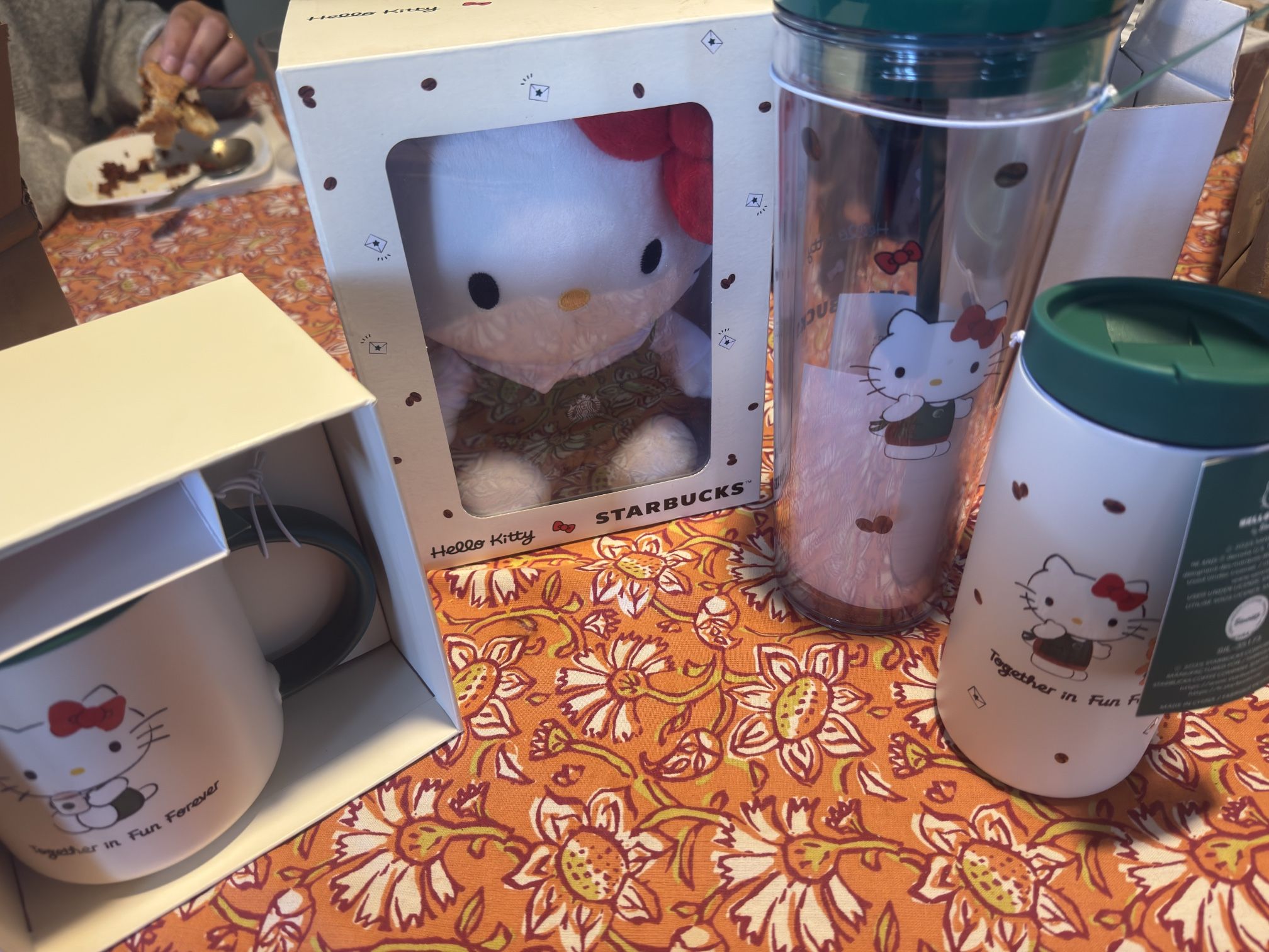 Starbucks Hello Kitty