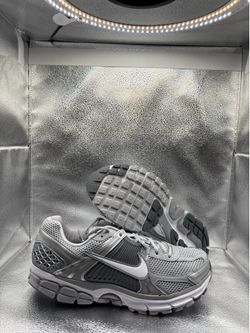 Nike Zoom Vomero 5 cool grey