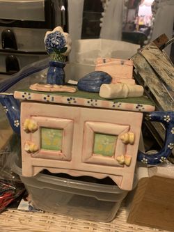 Vintage Tea Pot From 90s For Those Collectors