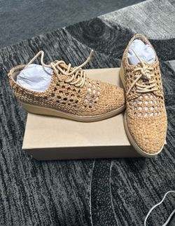 Raffia lace up sneakers size 8