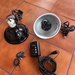 Heating Thermostat Controller and Fluker's Infrared Heating Bulb And Clamp Light Set - Reptiles/hedgehogs
