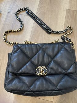 Chanel 19 Large