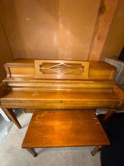 ONLY TODAY! RARE Vintage Wurlitzer Piano w/ Bench – Interlochen National Music Camp