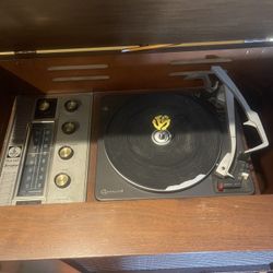 Free Vintage Record Player 