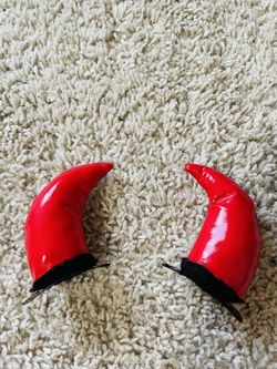 Devil Horn Clips 