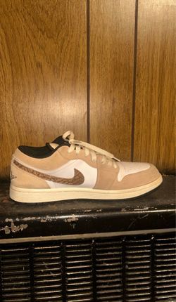 Air Jordan 1 Low SE