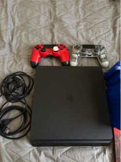PS4 slim with 2 controllers and all cables