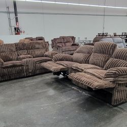 ✅️✅️2 pc chocolate wide welt corduroy sofa with drop down tray and love seat with cup console with recliners on the ends✅️✅️