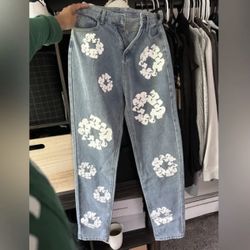 Brand new Jeans for women Size S/M/L