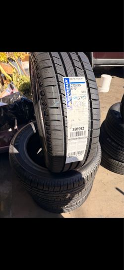 215/55r17 michelin defender for $600 all 4