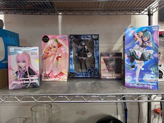 Anime Figures Lot of 5