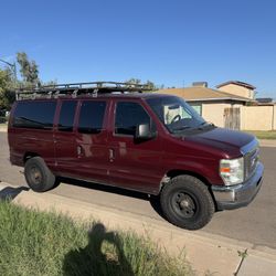 2008 Ford E-350