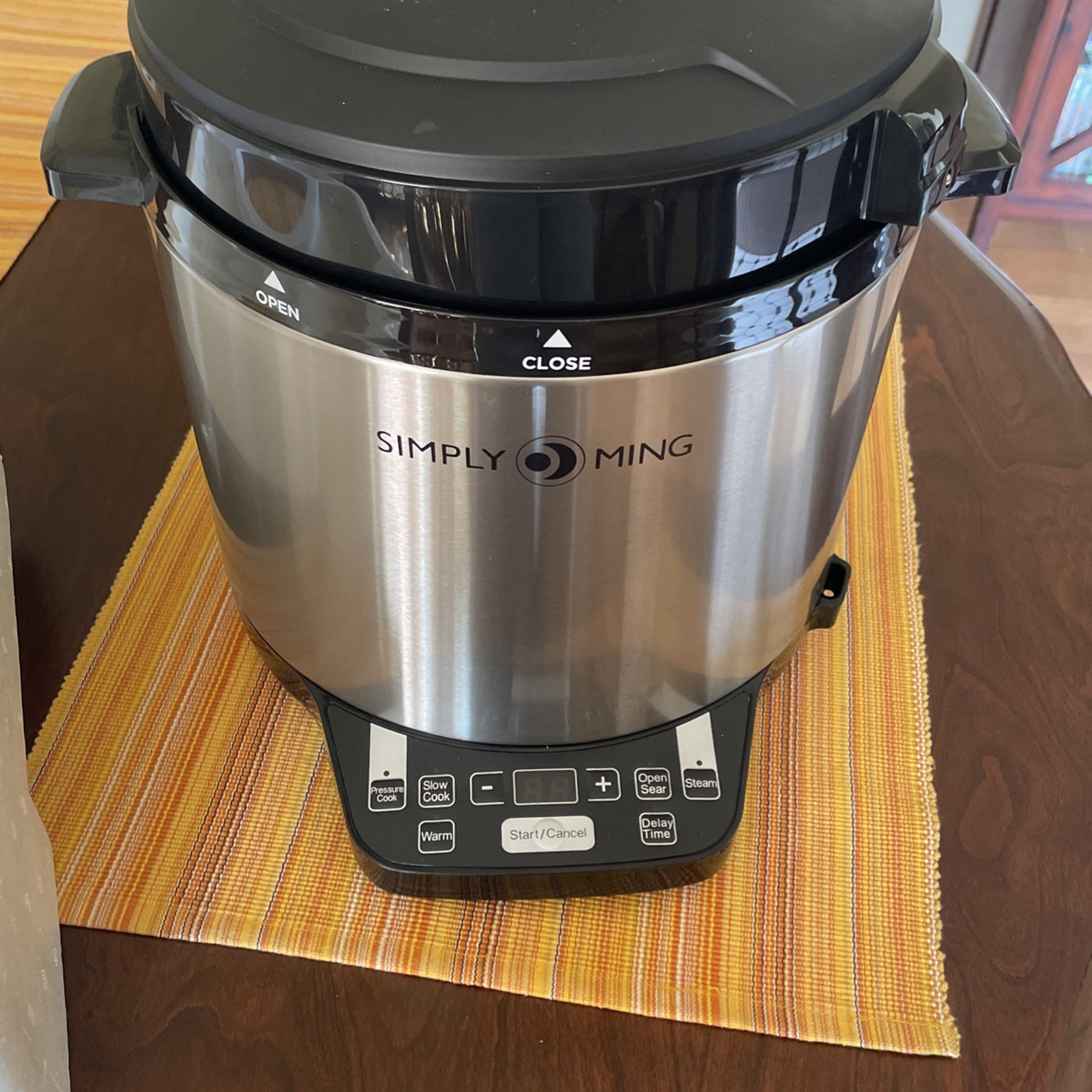 Simply Ming 6.5Qt. Electric Pressure Cooker-New!!