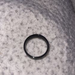 Spikes Black Titanium Men’s Wedding Band. Size 13 