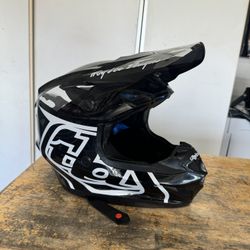 Troy Lee designs Moto Helmet