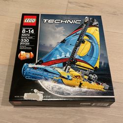 Lego Technic Racing Yacht 42074