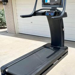 NordicTrack- x22i commercial-treadmill