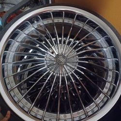 $450 OBO  2crave 22s Rims $ 450 OBO*********