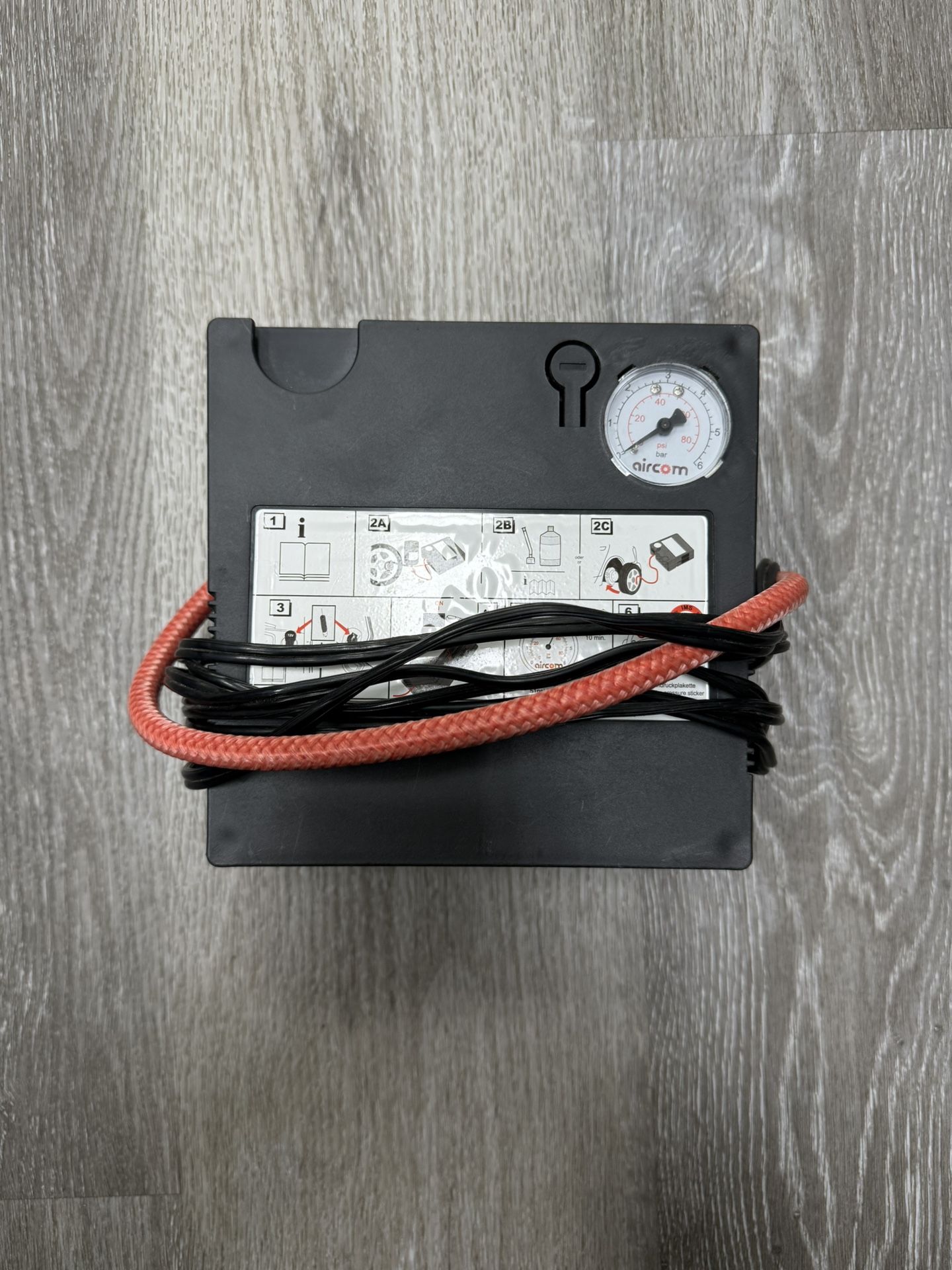 AIRCOM TOOL TIRE PUMP