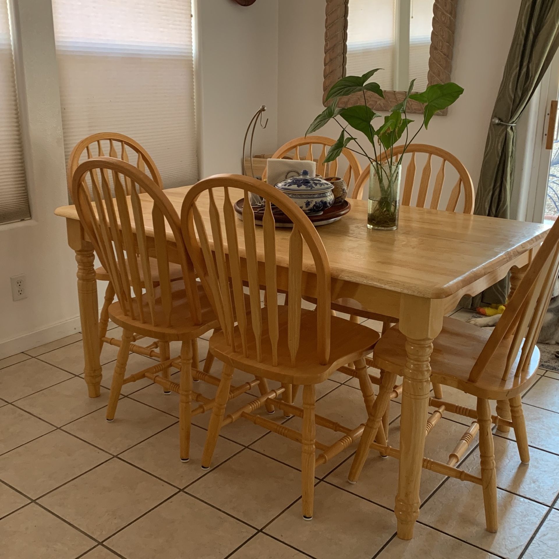 Kitchen Table With Chairs