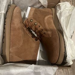 UGG Lace Up Booties Boot Shoes Women 9.5 NEWIN BOX 
