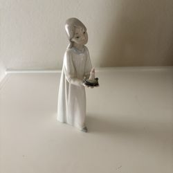 Laden Figurines 