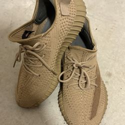 Lightly worn MENS SIZE 8.5 Copy 