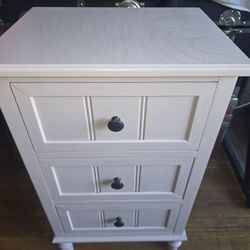 Night table for sale...