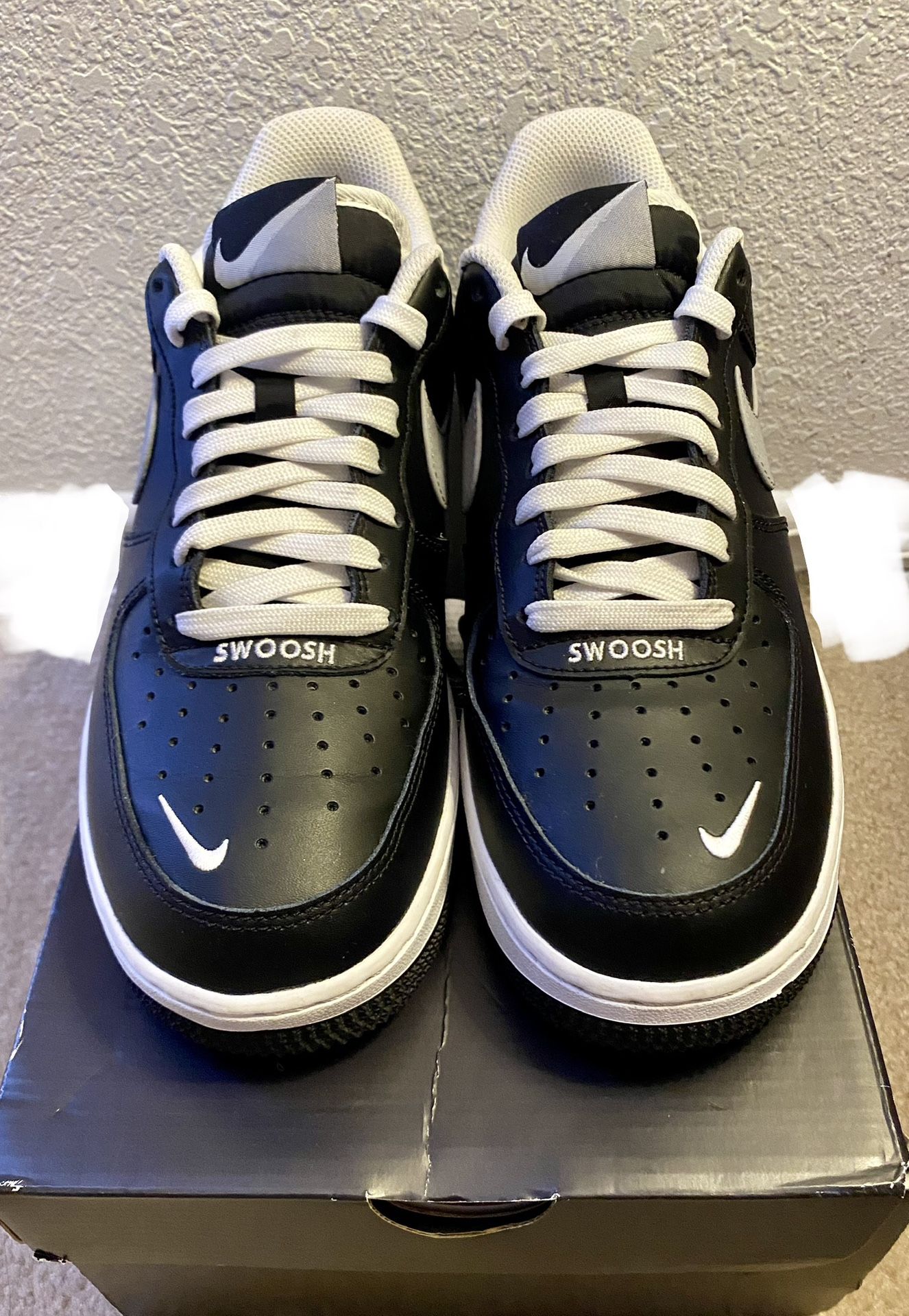 Nike Air Force 1 Low (LV8 SWOOSH)