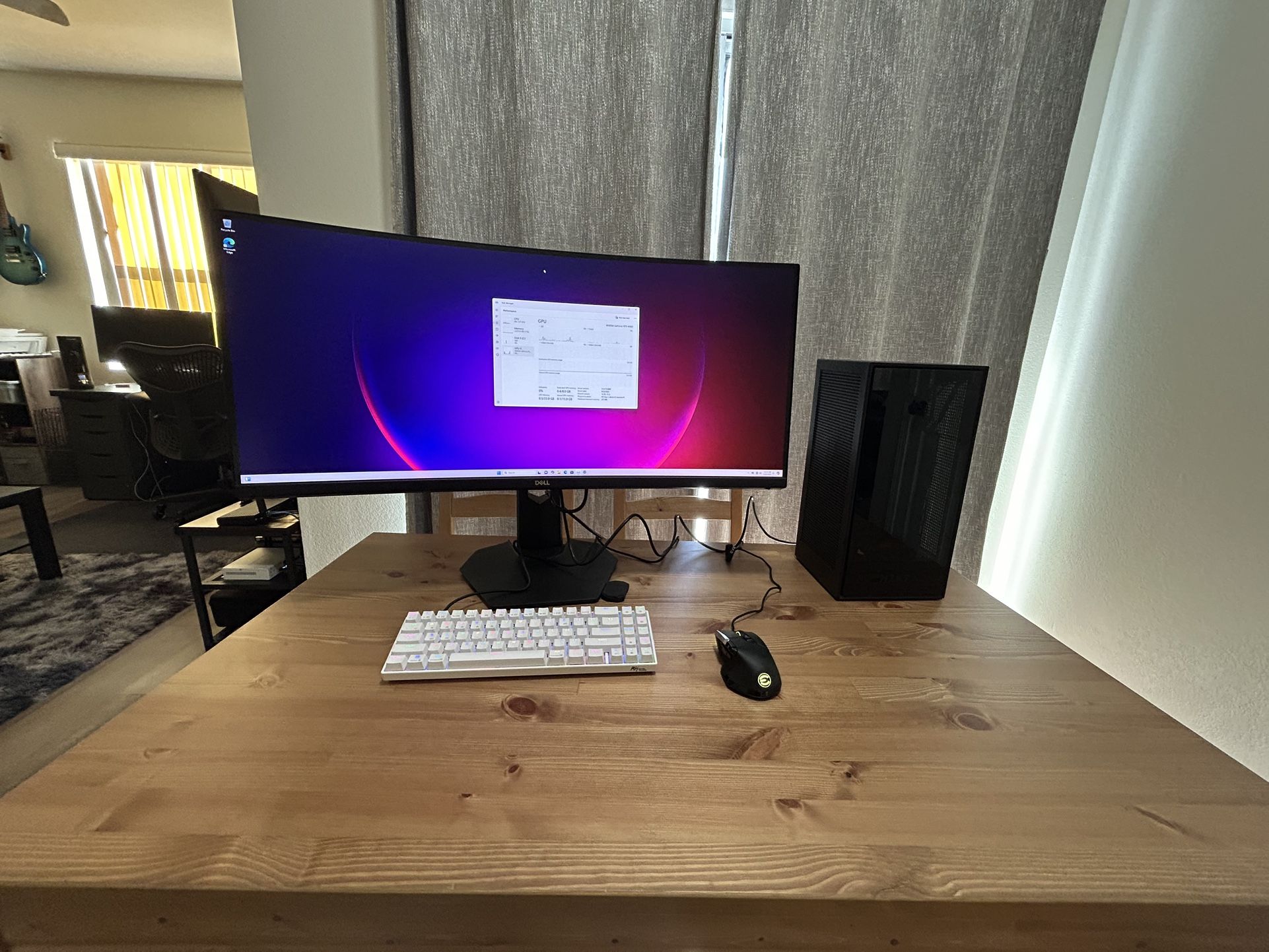 34" 1440p Ultrawide, Intel i9, 4060 Gaming Setup