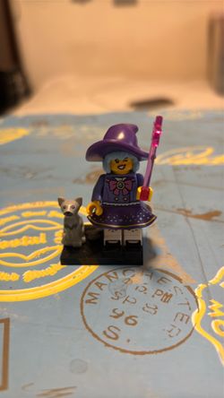 Lego mini figures series 29: Cute Witch (2 in stock)