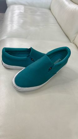 Women’s Tennis Shoe