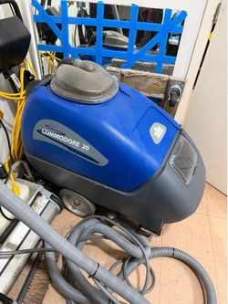 Windsor carpet extractor