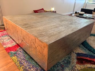BEAUTIFUL METALLIC ART DECO DESIGN TABLE