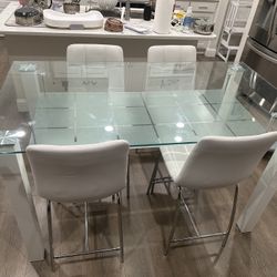 Glass Counter Height Dining Tables And Free Chairs 
