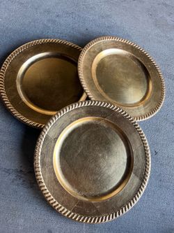 Decor plates set 4 Dlrs