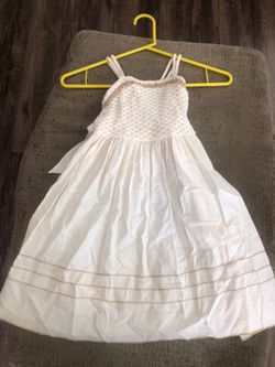 Girls Dress size:4