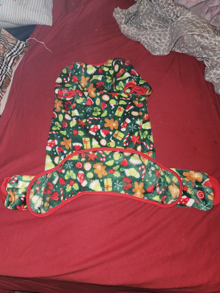 Dog Christmas 🎄 Pajamas SIZE XL NWOT 