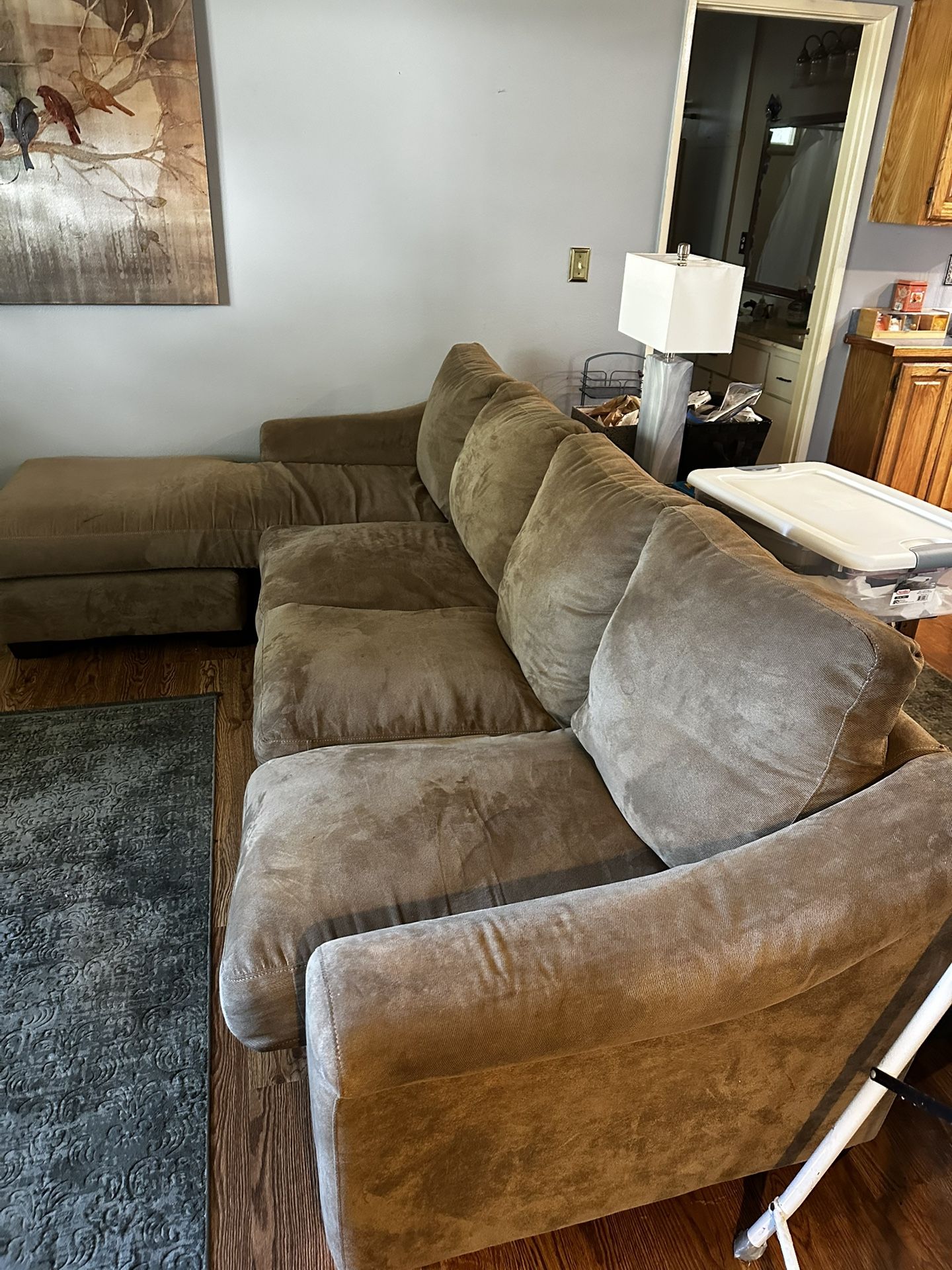 Free Couch 