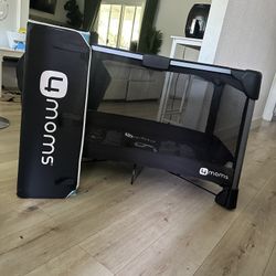 4 Moms Pack N Play 