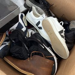 gently used shoes , jordan's, Nikes, hugo boss