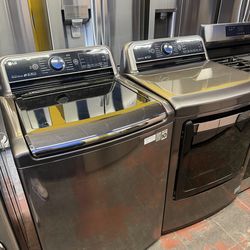 LG set Washer and Dryer gas