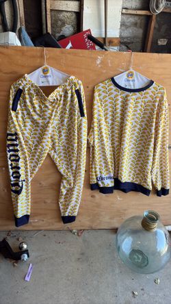 XL Corona pajamas with pockets