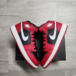Jordan 1 Gym Red