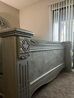 Beautiful King bedroom set