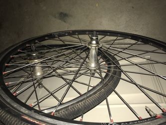 24"X1/8 Bmx cruiser wheelset wit intense micronobie tires