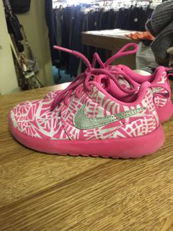 Nike girls kids size 10