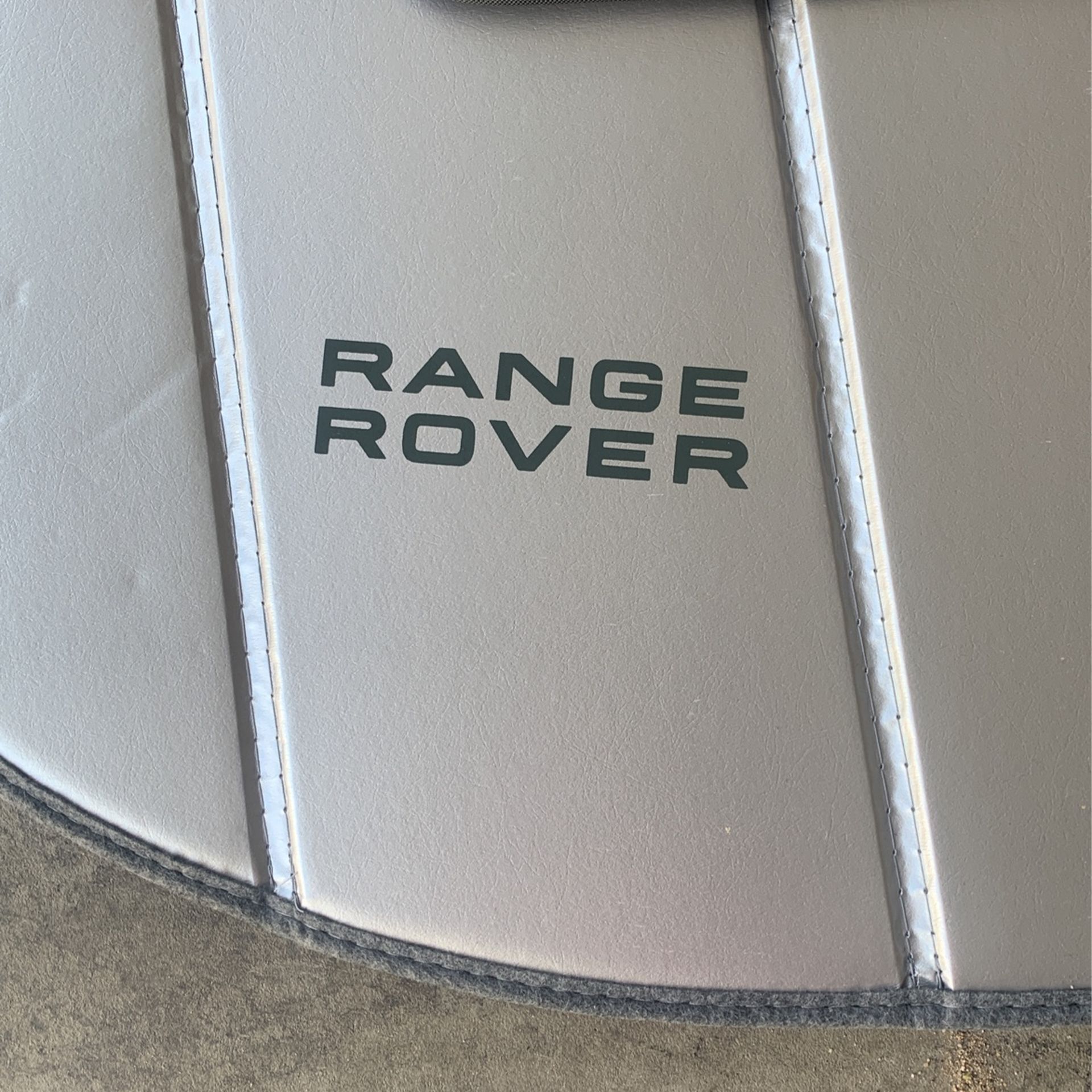 Range rover sound blocker